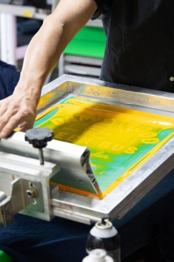 Screen printing process for custom apparel graphics
