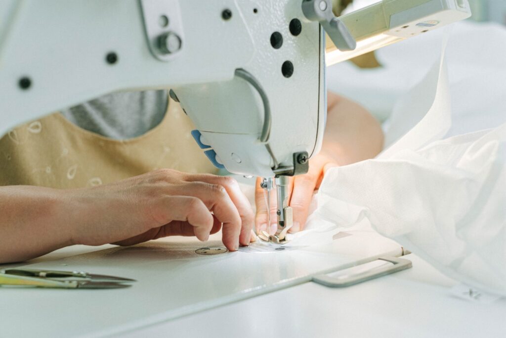 clothing manufacturer for startups apparel production